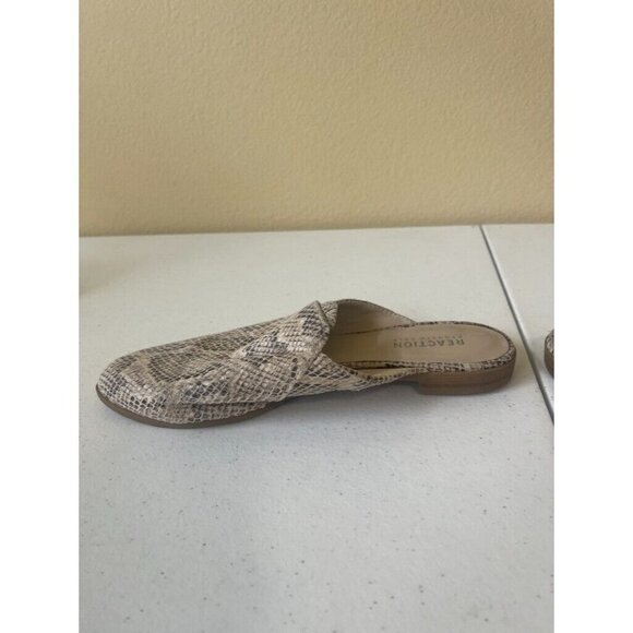 Kenneth Cole Reaction Ruthie 2 Slip On Mules Flats Snake Print Sz 7 - Picture 9 of 16